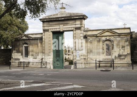 Arles, France. 27th 2024. Cimetière à Arles en France. Banque D'Images