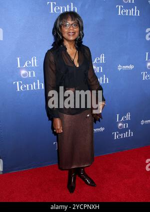 New York, États-Unis. 23 octobre 2024. Anita Hill assiste à la soirée d'ouverture de 'Left on Tenth' Broadway qui s'est tenue au James Earl Jones Theatre le 23 octobre 2024 à New York City, NY © Steven Bergman/AFF-USA. Crédit COM : AFF/Alamy Live News Banque D'Images