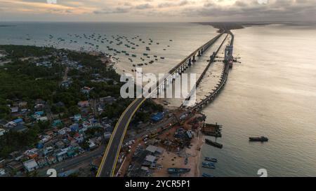 Vue aérienne du pont de Pamban, Rameswaram, Tamil Nadu, Inde Banque D'Images