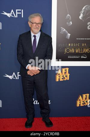 Los Angeles, États-Unis. 23 octobre 2024. LOS ANGELES, CA. 23 octobre 2024 : Steven Spielberg à la première de Music de John Williams au AFI FEST 2024. Crédit photo : Paul Smith/Alamy Live News Banque D'Images