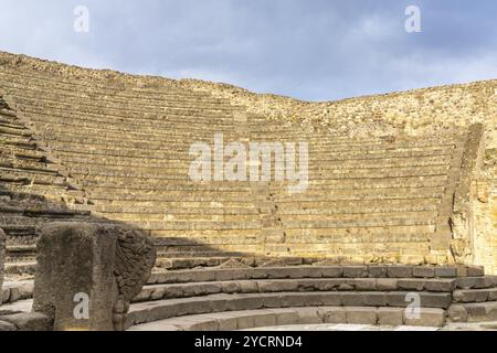 Pompéi, Italie, 25 novembre 2023 : vue du Teatro Piccolo dans l'ancienne ville de Pompéi, en Europe Banque D'Images