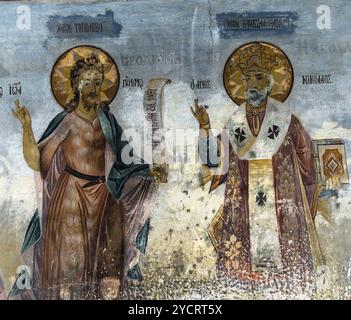 Bachkovo, Bulgarie, 28 octobre 2022 : fresque murale orthodoxe chrétienne du XIVe siècle sur le mur du monastère de Bachkovo, en Europe Banque D'Images