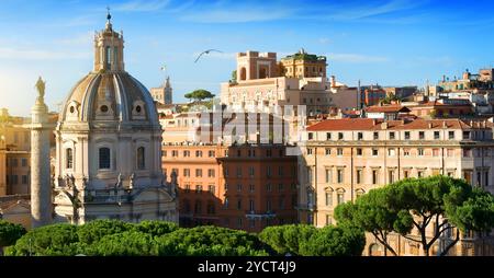 Vue sur le Forum de Trajan Banque D'Images