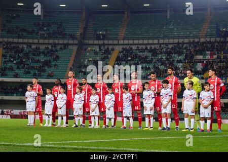 AC Monza s'alignera lors du championnat italien Serie A match de football entre le Hellas Verona FC et l'AC Monza le 21 octobre 2024 au Stadio Marcantonio Bentegodi à Vérone, en Italie. Crédit : Luca Rossini/E-Mage/Alamy Live News Banque D'Images