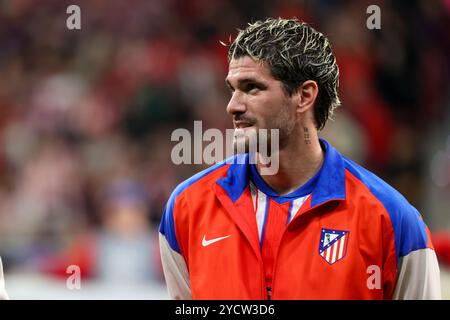 Madrid, Espagne. 23 octobre 2024. Rodrigo de Paul de l'Atletico Madrid lors de la troisième manche de l'UEFA Champions League 2024/25 entre l'Atletico Madrid et le LOSC Lille au Riyad Air Metropolitano Stadium L'Atletico Madrid a perdu 1-3 contre Lille en UEFA Champions League ce soir à l'Estadio Metropolitano de Madrid. Crédit : SOPA images Limited/Alamy Live News Banque D'Images
