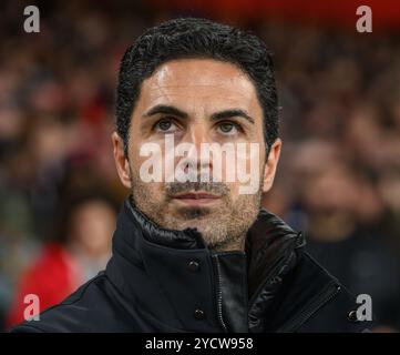 Londres, Royaume-Uni. 22 octobre 2024. Arsenal v Shakhtar Donetsk - UEFA Champions League - Emirates Stadium. Mikel Arteta, responsable de l'arsenal. Crédit photo : Mark pain / Alamy Live News Banque D'Images