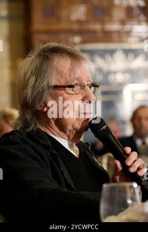 Bill Wyman au Oldie Literary Lunch 22/10/24 Banque D'Images