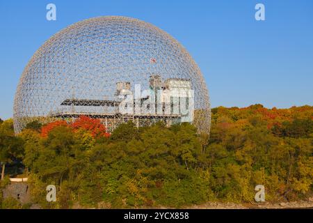 Canada, Québec, Montréal, Biosphère, Dôme géodésique, Buckminster Fuller architecte Banque D'Images