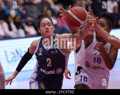 Bonn, Deutschland. 03 Oct, 2024. Stefanie Grigoleit (ALBA), talents BonnRhoendorf vs ALBA Berlin, DBBL Cup, 2ème tour, Bonn, 03.10.2024. Crédit : Juergen Schwarz/Alamy Live News Banque D'Images