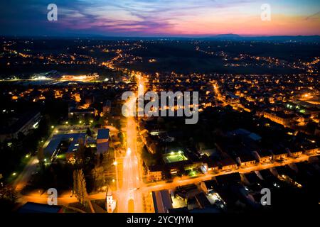 Ville de Zagreb panoramique vue aérienne de nuit Banque D'Images