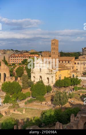 Basilique de Santa Maria Nova, Basilique de Santa Francesca Romana, Forum romain, Rome, Latium, Italie Banque D'Images