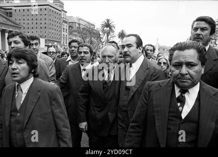 Lorenzo Miguel, leader syndical argentin, aux funérailles de José Ignacio Rucci, Buenos Aires, Argentine, 26 septembre 1973. Banque D'Images