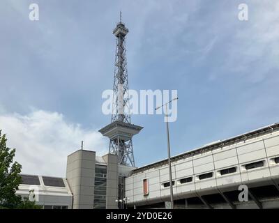 ICC - internationales Congress Centrum et Berliner Funkturm. Messedamm, Westend, Charlottenburg-Wilmersdorf, Berlin, Allemagne. 21 mai 2023. Banque D'Images