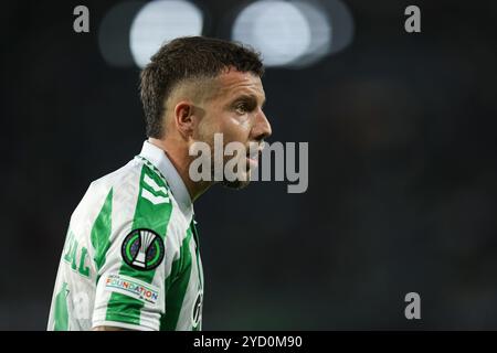 Sevilla, Espagne. 24 octobre 2024. Aitor Ruibal du Real Betis lors du match de l'UEFA Conference League entre le Real Betis et le FC Copenhague a joué au stade Benito Villamarin le 24 octobre 2024 à Séville, en Espagne. (Photo de Antonio Pozo/PRESSINPHOTO) crédit : AGENCE SPORTIVE PRESSINPHOTO/Alamy Live News Banque D'Images