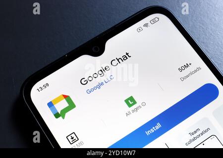 24 octobre 2024, Portugal. Dans cette illustration photo, le logo de l'application Google Chat est affiché sur l'écran d'un smartphone Banque D'Images