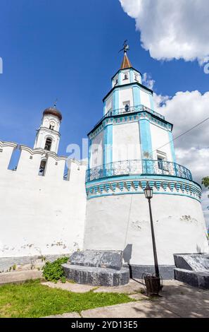 Tours de Raifa Bogoroditsky près du monastère de Kazan, Russie Banque D'Images