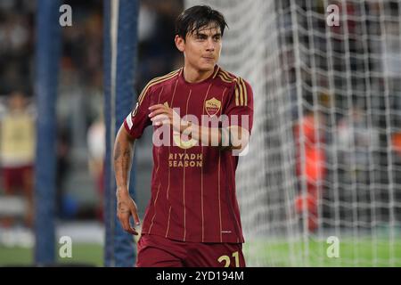 Rome, Latium. 24 octobre 2024. Paulo Dybala de L'AS Roma lors du premier tour de qualification de la Ligue Europa - 3ème match d'étape entre Roma et Dynamo Kiyv au stade olympique, Italie, le 24 octobre 2024. AllShotLive Credit : Sipa USA/Alamy Live News Banque D'Images