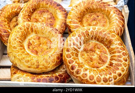 Appétissants pains plats ouzbeks du tandir Banque D'Images