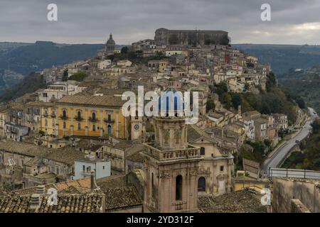 Raguse, Italie, 27 décembre 2023 : vue sur la vieille ville historique d'Ibla Raguse dans le sud-est de la Sicile, Europe Banque D'Images