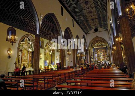 Cathédrale de Funchal, église gothique tardif, siège évêque, intérieur, plafond en bois à caissons, Funchal, île de Madère Banque D'Images