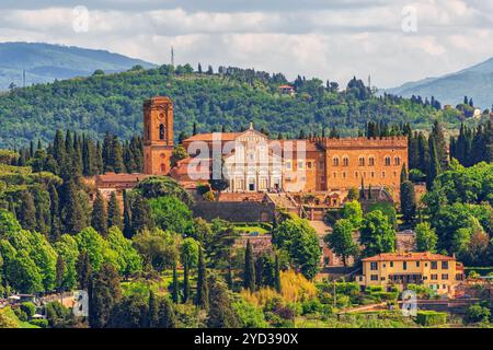 Basilica di San Miniato (Abbaye de San Miniato al Monte) une basilique à Florence, debout sur un des points les plus élevés de la ville.L'Italie. Banque D'Images