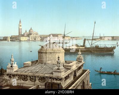 Port, Venise, Italie, historique, reproduction restaurée numériquement à partir d'un original du 19ème siècle, date d'enregistrement non indiquée Banque D'Images