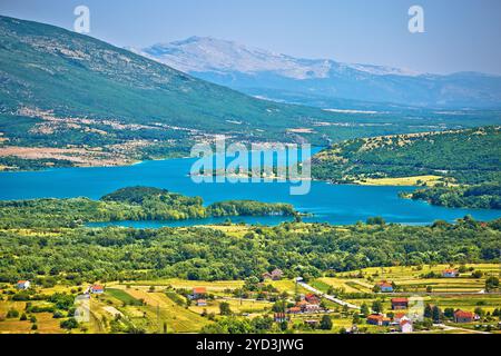 Lac Peruca près de Vrlika en Dalmatie Zagora Banque D'Images