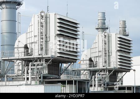 Orifice d'entrée d'air de la turbine à gaz avec système de filtre. Grande maison de filtration d'air pour l'industrie lourde de centrale électrique à cycle combiné. Banque D'Images