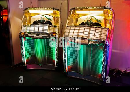 Juke-box de musique vintage Wurlitzer 2000 Centennial. Eindhoven, pays-Bas- 15 octobre 2011 Banque D'Images