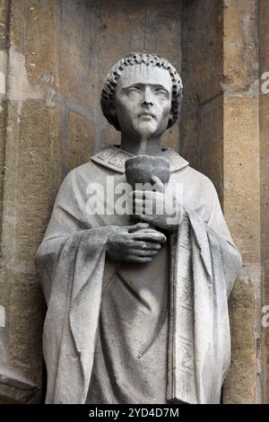 Statue de Saint Cloud, Saint Germain l'Auxerrois, église, Paris Banque D'Images