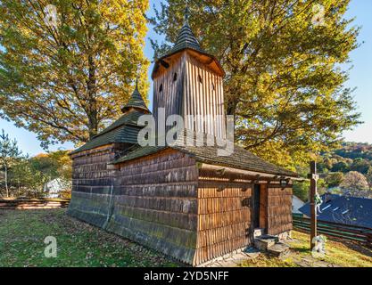 Saint Basile la Grande Église, grecque catholique, 1730, dans le village de Krajné Čierno, près de Svidnik, région de Prešov, Slovaquie Banque D'Images