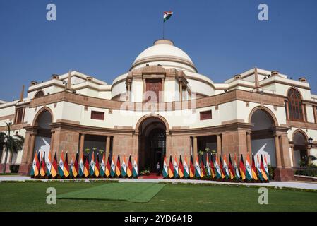 Le chancelier allemand Sholz et le premier ministre Modi Hyderabad House à New Delhi, le 25 octobre 2024 sont tous ornés de drapeaux allemand et indien. Le premier ministre indien Narendra Modi et le chancelier allemand Olaf Sholz se réunissent ici pour signer plusieurs accords à l'issue de leur réunion. New Delhi Delhi Inde Copyright : xSondeepxShankarx Banque D'Images