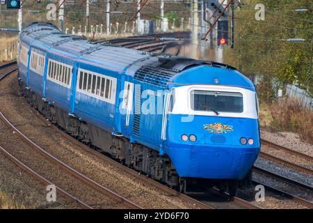 Le train Midland Blue Pullman sur le « West Highland Pullman » jusqu'à Mallaig. Banque D'Images