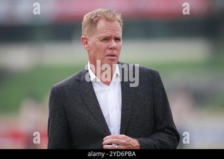 Shaun Maclean Pollock OIS est un commentateur de cricket sud-africain et ancien joueur de cricket pendant le premier jour test trois au Bangladesh et en Afrique du Sud Banque D'Images