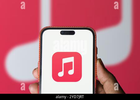 Dhaka, Bangladesh- 06 juin 2024 : le logo Apple Music est affiché sur le smartphone. Banque D'Images