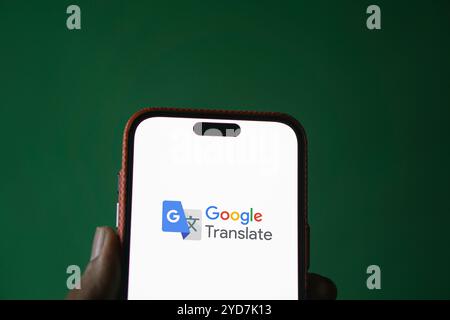 Dhaka, BD- 05 juin 2024 : le logo Google Translate est affiché sur le smartphone. Banque D'Images