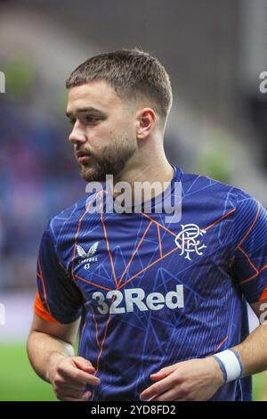 Nicolas Raskin, footballeur professionnel, joue actuellement pour le Rangers FC. Image prise lors d'une séance d'entraînement et d'échauffement avant match. Banque D'Images