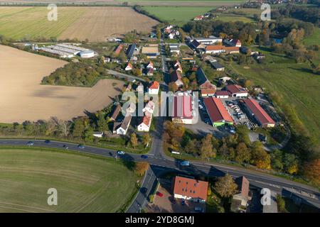 Dorf Stroga Der Ort Stroga BEI Großenhain im Landkreis Meißen Luftaufnahme mit einer Drohne Stroga Sachsen Deutschland *** village de Stroga le village de Stroga près de Großenhain dans le district de Meißen vue aérienne avec un drone Stroga Saxe Allemagne Daniel Wagner Banque D'Images