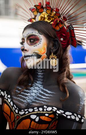 Mexico, Vereinigte Staaten. 25 octobre 2024. La Catrina Calvera Darstellerin zum Day of the Dead/Dias de los Muertos, MEX, formel 1 Weltmeisterschaft, Grand Prix von Mexiko City, Autodromo Hermanos Rodriguez, Ankunft der Fahrer, 25.10.2024 Foto : Eibner-Pressefoto/Michael Memmler crédit : dpa/Alamy Live News Banque D'Images