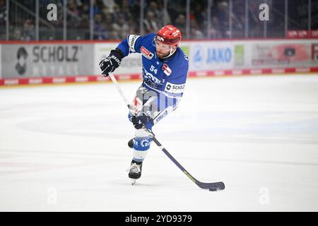 Benjamin Marshall (Schwenninger Wild Wings #54) Schwenninger Wild Wings gegen EHC Red Bull Muenchen, Eishockey, DEL, Spieltag 12, saison 2024/2025, 25.10.2024 Foto : Eibner-Pressefoto/Sven Laegler Banque D'Images