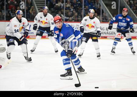 Boaz Bassen (Schwenninger Wild Wings #64) Schwenninger Wild Wings gegen EHC Red Bull Muenchen, Eishockey, DEL, Spieltag 12, saison 2024/2025, 25.10.2024 Foto : Eibner-Pressefoto/Sven Laegler Banque D'Images