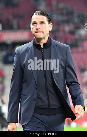 Mainz, Allemagne. 25 octobre 2024. Fussball 1. Bundesliga 8. Spieltag 1. FSV Mainz 05 - Borussia Moenchengladbach AM 25.10.2024 in der Mewa Arena in Mainz Gerardo Seoane ( Gladbach ) la réglementation du LDF interdit toute utilisation de photographies comme séquences d'images et/ou quasi-vidéo. Foto : Revierfoto crédit : ddp Media GmbH/Alamy Live News Banque D'Images