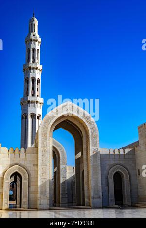 Grande mosquée du Sultan Qaboos à Mascate Banque D'Images