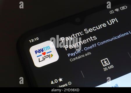 25 octobre 2024, Brésil. Dans cette illustration photo, le logo de l'application Paytm est affiché sur l'écran d'un smartphone Banque D'Images