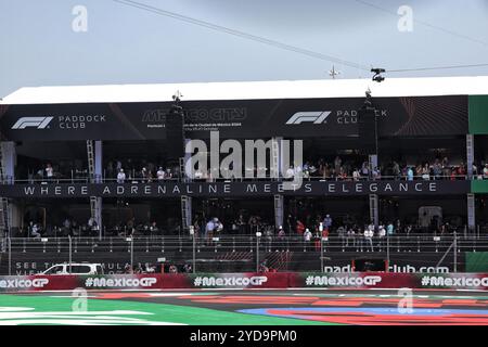 Mexico, Mexique. 25 octobre 2024. Atmosphère du circuit. Championnat du monde de formule 1, Rd 20, Grand Prix du Mexique, vendredi 25 octobre 2024. Mexico, Mexique. Crédit : James Moy/Alamy Live News Banque D'Images