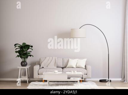 Un salon confortable avec un canapé gris clair avec des oreillers décoratifs, un lampadaire à arc, une table basse blanche et une plante en pot. Les murs sont neu Banque D'Images