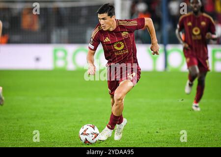 Rome, Italie, Italie. 24 octobre 2024. Eldor SHOMURODOV de l'AS Roma lors du match UEFA Europa League, League phase MD3 entre L'AS Roma et le Dynamo Kyiv au Stadio Olimpico le 24 octobre 2024 à Rome, Italie. (Crédit image : © Matthieu Mirville/ZUMA Press Wire) USAGE ÉDITORIAL SEULEMENT! Non destiné à UN USAGE commercial ! Banque D'Images