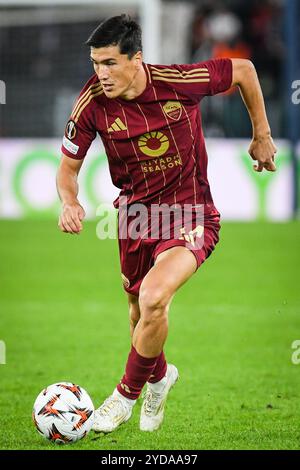 Rome, Italie, Italie. 24 octobre 2024. Eldor SHOMURODOV de l'AS Roma lors du match UEFA Europa League, League phase MD3 entre L'AS Roma et le Dynamo Kyiv au Stadio Olimpico le 24 octobre 2024 à Rome, Italie. (Crédit image : © Matthieu Mirville/ZUMA Press Wire) USAGE ÉDITORIAL SEULEMENT! Non destiné à UN USAGE commercial ! Banque D'Images