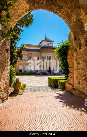 Le 10ème siècle Real Alcazar (Palais Royal), site du patrimoine mondial de l'UNESCO, Séville, Andalousie, Espagne. Banque D'Images