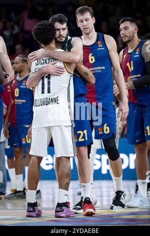 Barcelone, Espagne. 25 octobre 2024. Edwin Jackson (Asvel Villeurbanne) et Alex Abrines (Barça basket) sont vus lors d'un match de l'EuroLeague entre Braça basket et Asvel Villeurbanne au Palau Blaugrana à Barcelone, Barcelone, Espagne, le 25 2024 octobre. Photo de Felipe Mondino/Sipa USA crédit : Sipa USA/Alamy Live News Banque D'Images